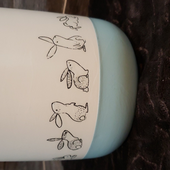 Bunny themed Spring vase pottery NWT - Picture 3 of 8